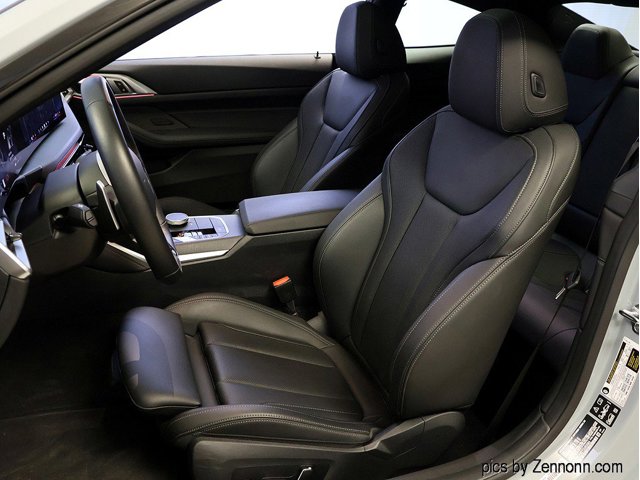 2026 BMW 4 Series M440i - Photo 45