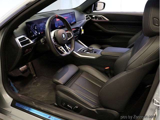 2026 BMW 4 Series M440i - Photo 46