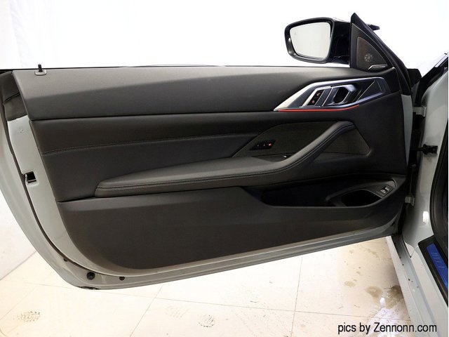 2026 BMW 4 Series M440i - Photo 60