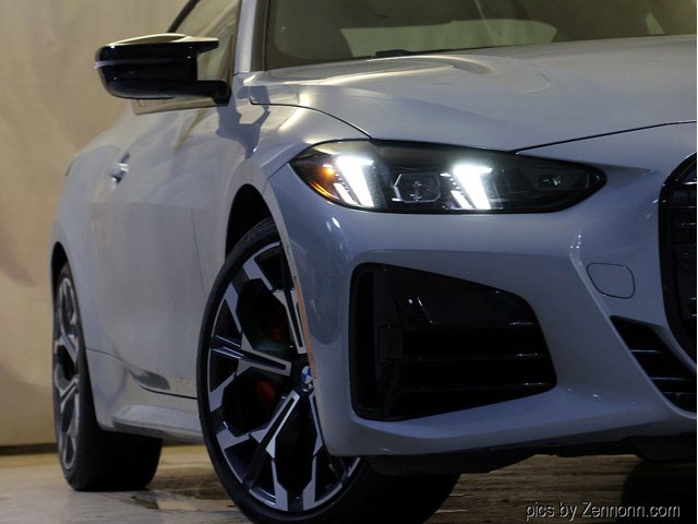 2026 BMW 4 Series M440i - Photo 39