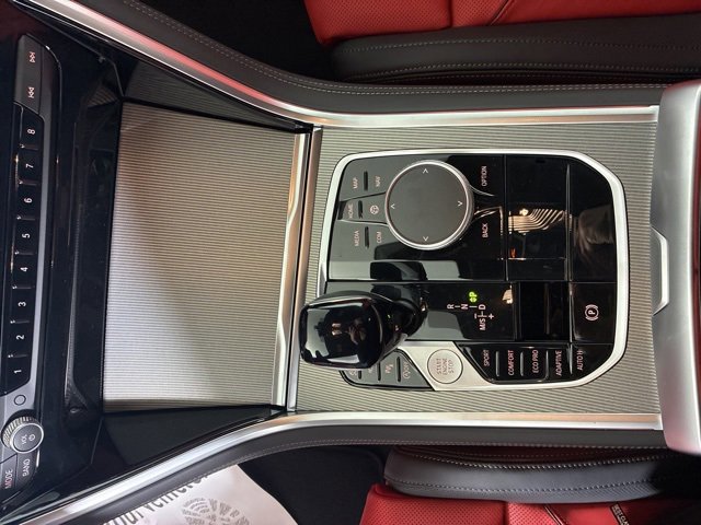 2026 BMW 8 Series 840i - Photo 17