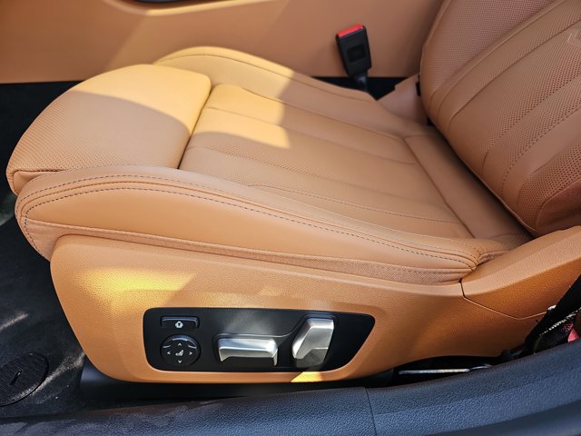 2026 BMW 8 Series 840i - Photo 66