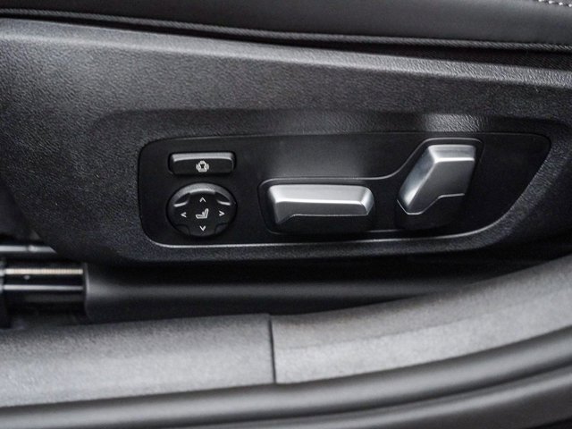 2026 BMW 8 Series 840i - Photo 48