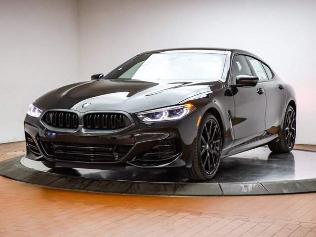 2026 BMW 8 Series 840i - Photo 31