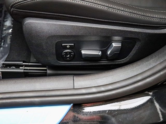 2026 BMW 8 Series 840i - Photo 52