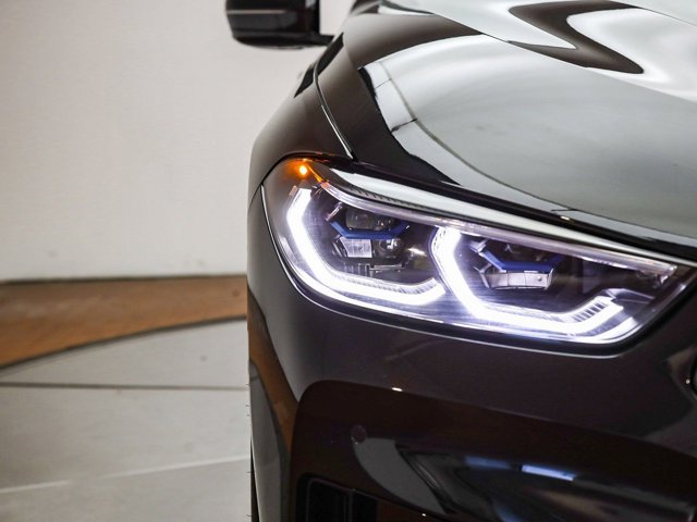 2026 BMW 8 Series 840i - Photo 35
