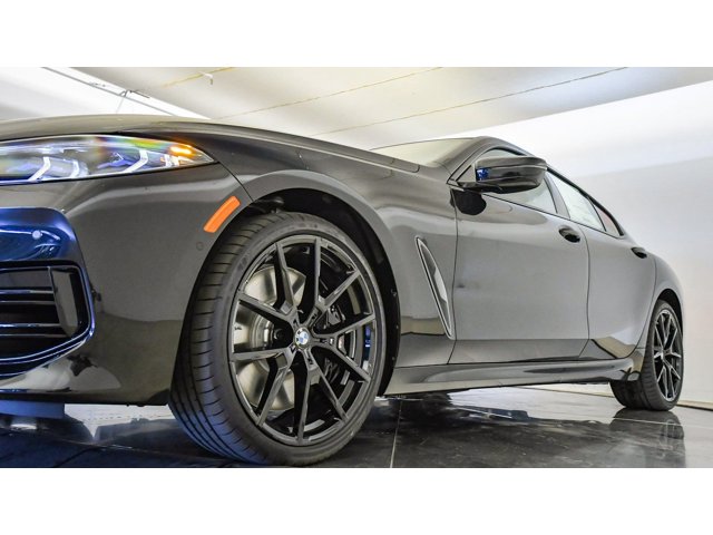 2026 BMW 8 Series 840i - Photo 43