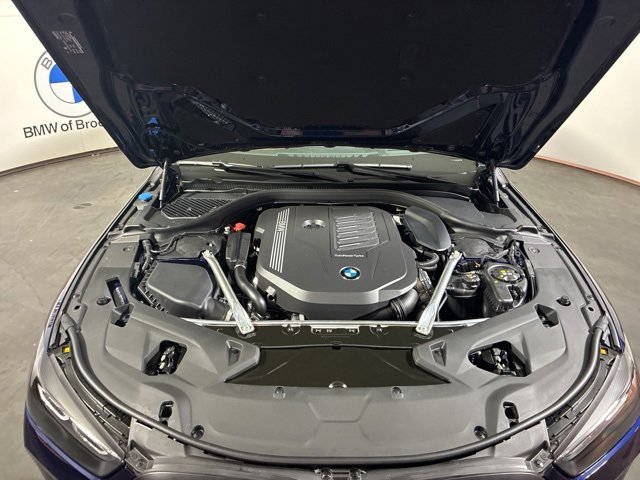 2026 BMW 8 Series 840i - Photo 11