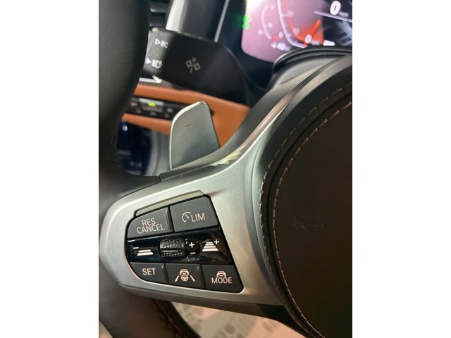 2026 BMW 8 Series 840i - Photo 21