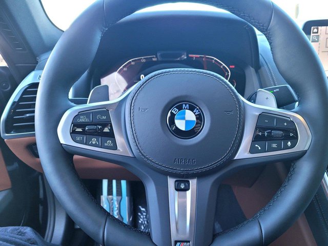 2026 BMW 8 Series 840i - Photo 38