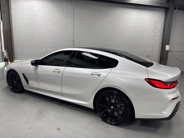 2026 BMW 8 Series M850i - Photo 25