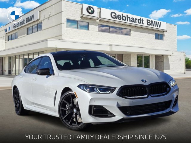 2026 BMW 8 Series M850i