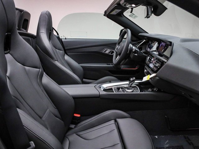 2026 BMW Z4 30i - Photo 56