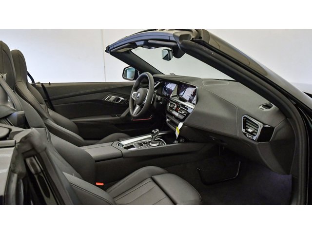 2026 BMW Z4 30i - Photo 56
