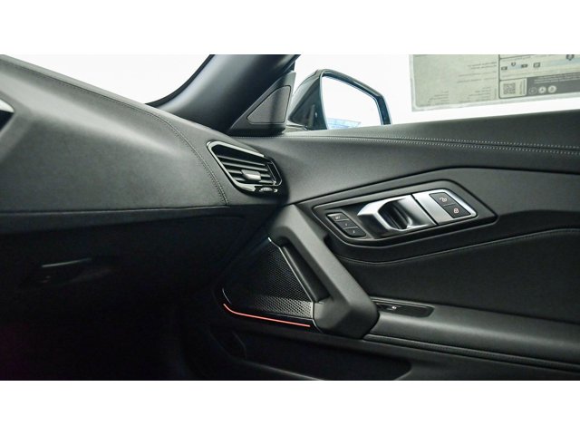 2026 BMW Z4 30i - Photo 80