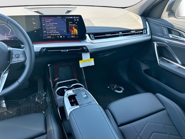 2026 BMW X2 28i - Photo 18