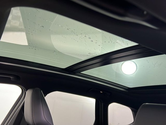 New 2026 Jet Black BMW xDrive28i image 9