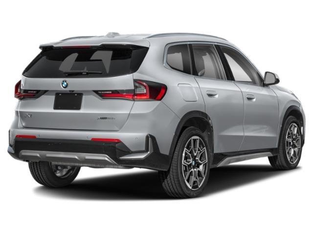 New 2026 Space Silver Metallic BMW xDrive28i image 12