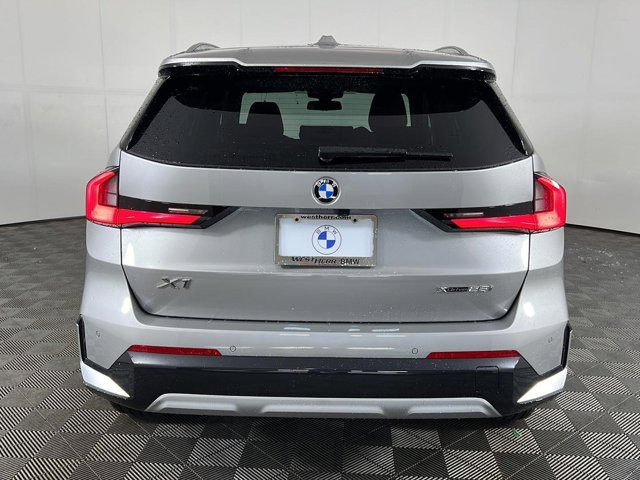 New 2026 Space Silver Metallic BMW xDrive28i image 16