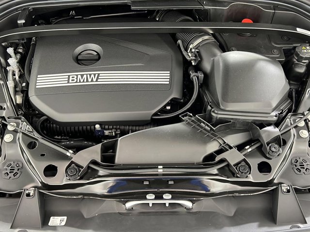 New 2026 Space Silver Metallic BMW xDrive28i image 28