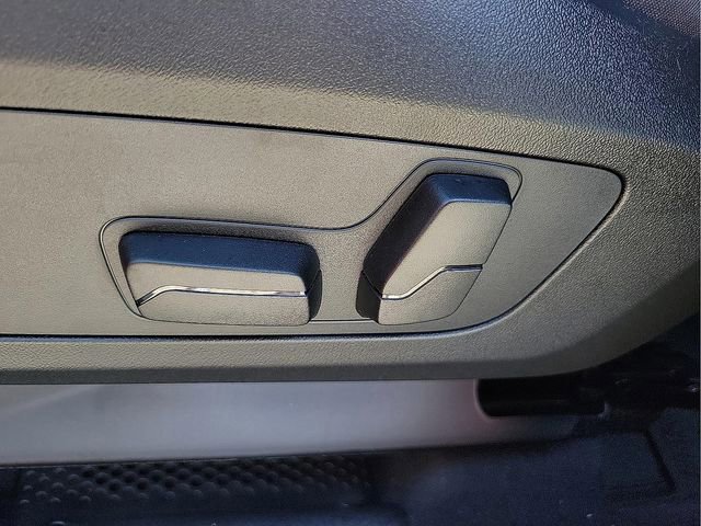 2026 BMW X1 28i - Photo 50