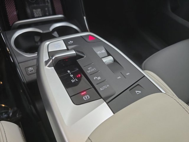 New 2026 Alpine White BMW xDrive28i image 13