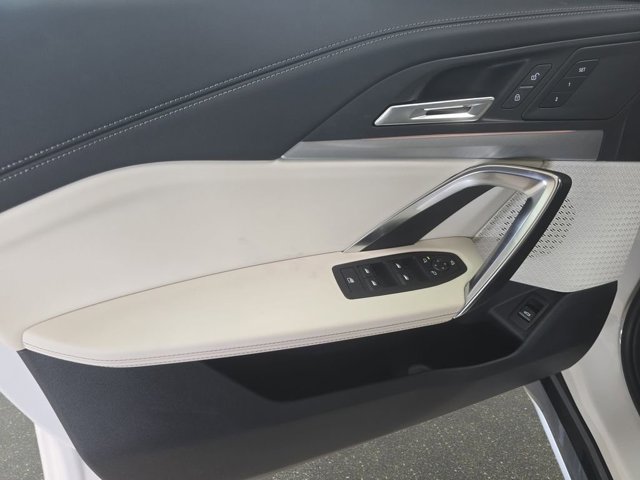 New 2026 Alpine White BMW xDrive28i image 14