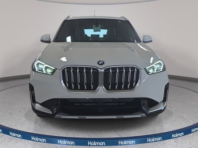 New 2026 Alpine White BMW xDrive28i image 2