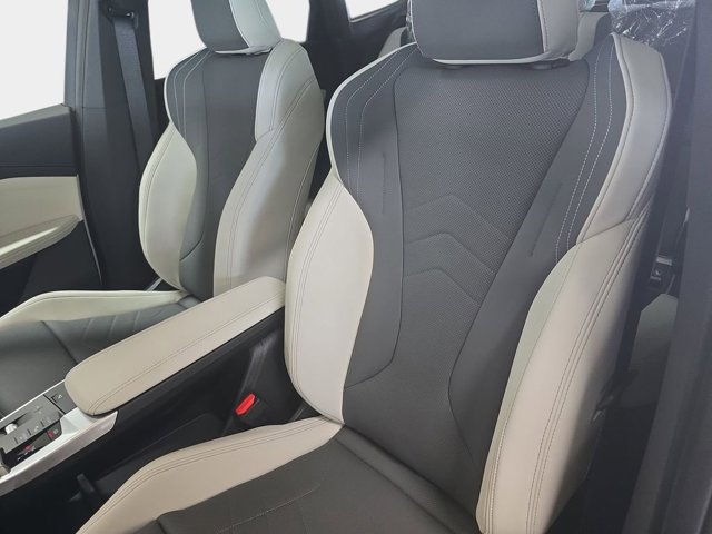 New 2026 Alpine White BMW xDrive28i image 9