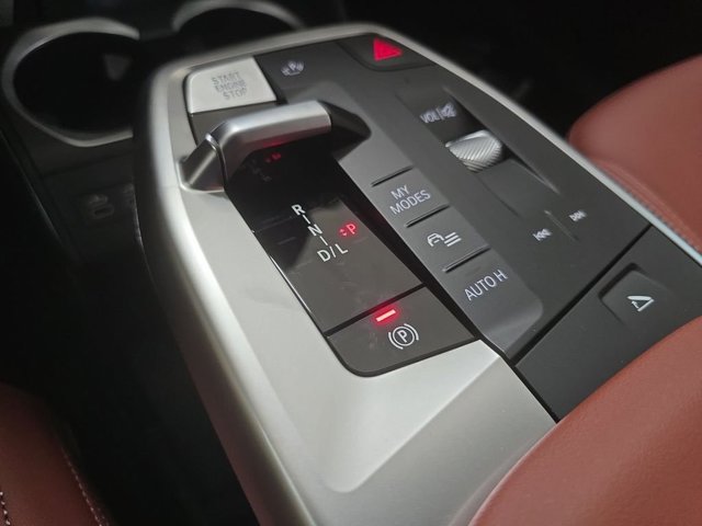 New 2026 Dune Grey Metallic BMW xDrive28i image 13