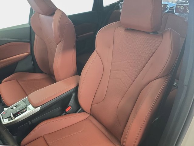 New 2026 Dune Grey Metallic BMW xDrive28i image 9