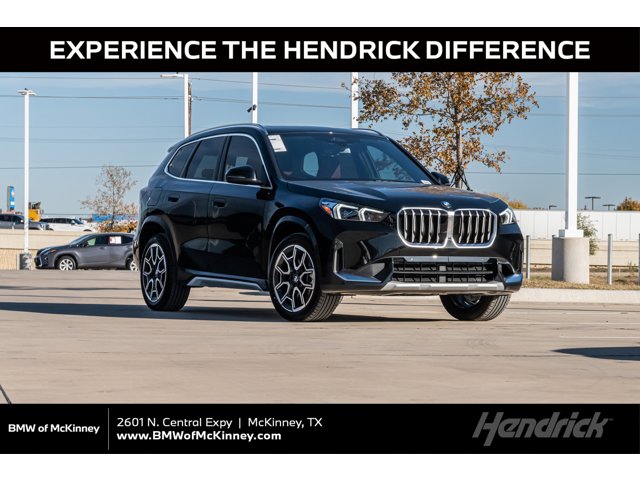 2026 BMW X1 28i's photo