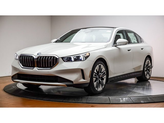 2025 BMW i5 xDrive40