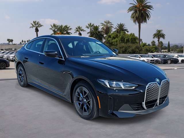 2025 BMW i4 eDrive40