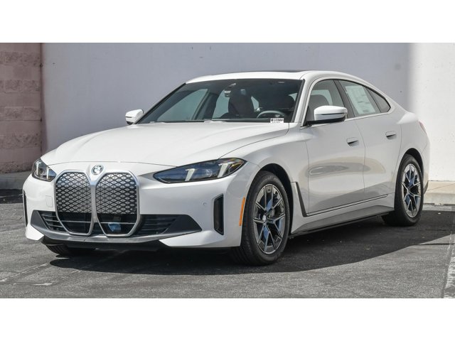 2025 BMW i4 eDrive40
