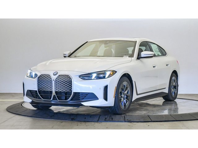 2025 BMW i4 eDrive40