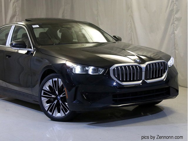 Used 2024 BMW i5 Base with VIN WBY33FK03RCR05220 for sale in Chicago, IL