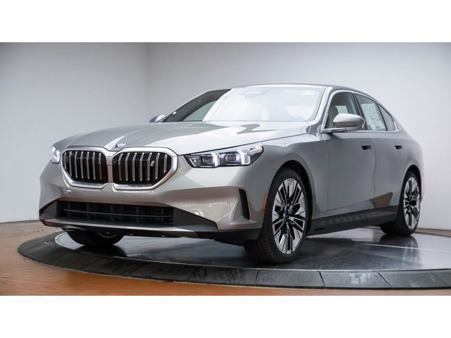 2024 BMW i5 eDrive40