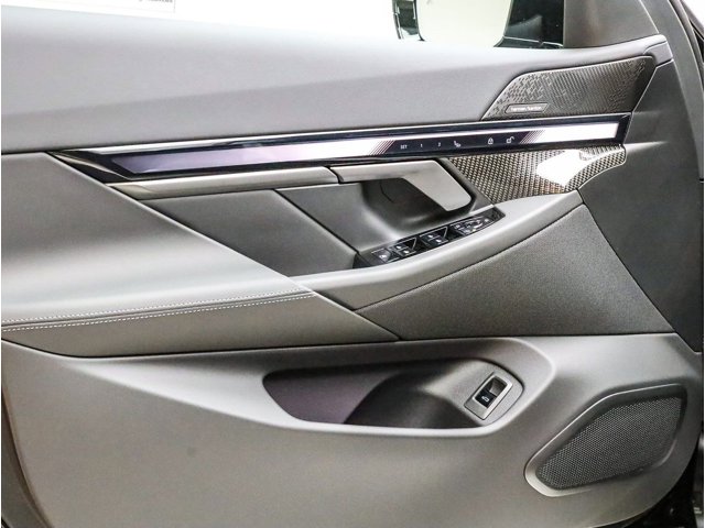 2026 BMW i5 40 - Photo 50