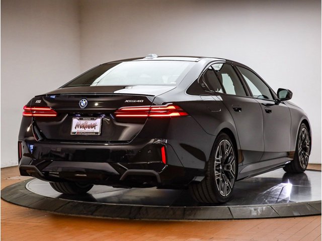2026 BMW i5 40 - Photo 36
