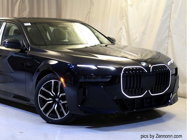 Used 2024 BMW i7 Base with VIN WBY53EJ00RCT09406 for sale in Chicago, IL