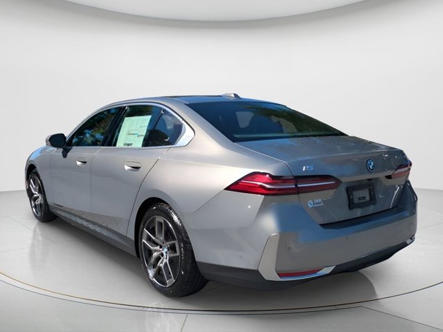 New 2026 Gray BMW eDrive40 image 7