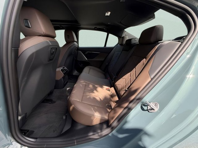 New 2027 Green BMW eDrive40 image 21